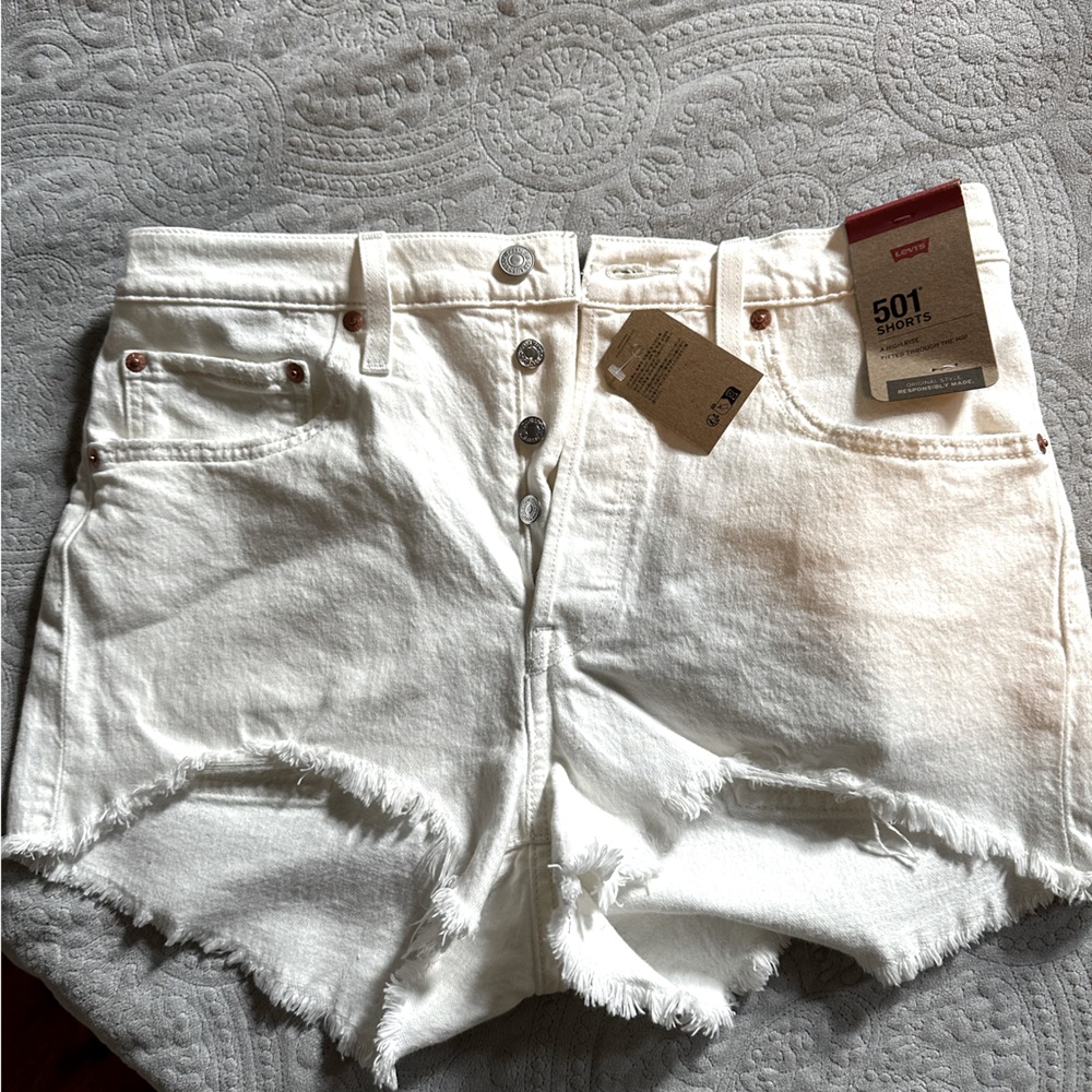 Levi’s 501 White Shorts